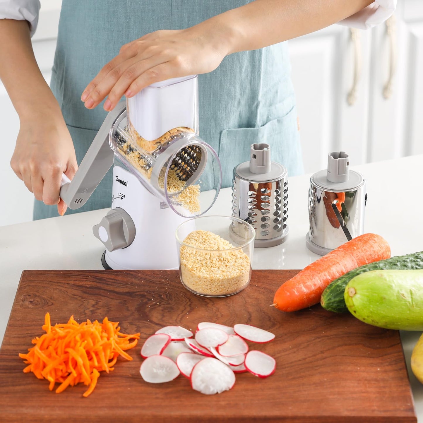 Rotary Cheese Grater, Kitchen Mandoline Vegetable Slicer with 3 Interchangeable Blades, Easy to Clean Grater for Fruit, Vegetables, Nuts