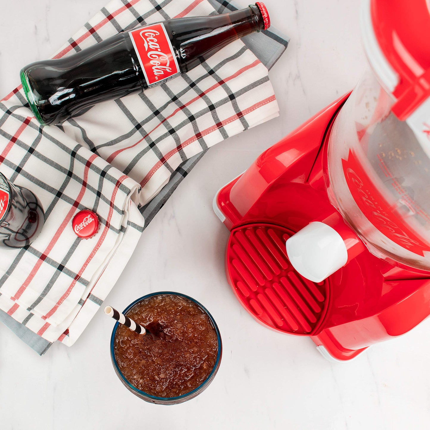 Frozen Drink Maker and Margarita Machine for Home - 32-Ounce Slushy Maker with Stainless Steel Flow Spout - Easy to Clean and Double Insulated - Retro Red